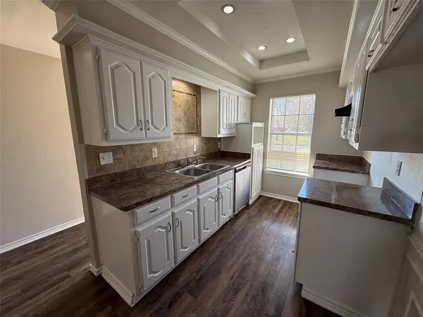 Balch Springs, TX 75180,4804 Chickadee Drive