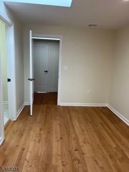 Scotch Plains Twp., NJ 07076,460 Park Ave