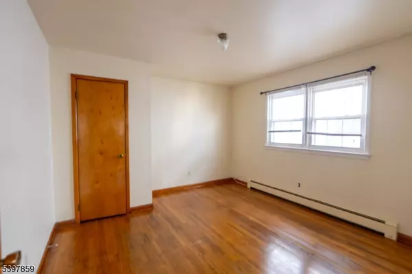 Clifton City, NJ 07011,24 Mahar Ave