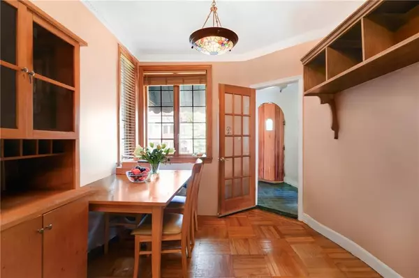 Brooklyn, NY 11228,233 Battery AVE