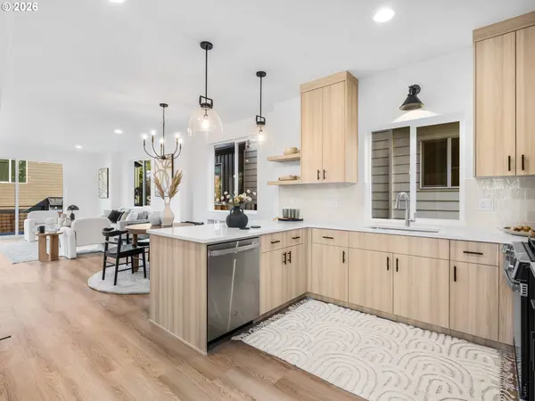 Portland, OR 97219,8206 SW 46th AVE