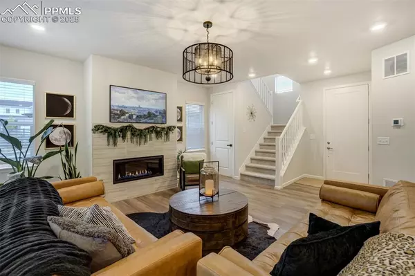 Castle Pines, CO 80108,6950 Hidden Cove CT