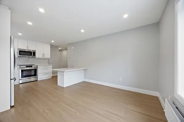 Toronto C03, ON M6E 3N9,1731 Dufferin ST #Unit 3