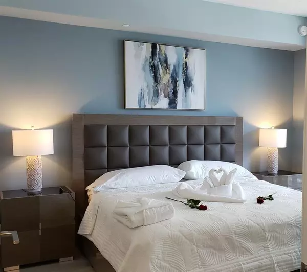 55 SW 9th St #2210, Miami, FL 33130