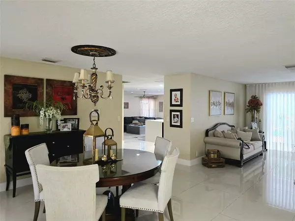 Weston, FL 33326,400 Bonaventure Blvd