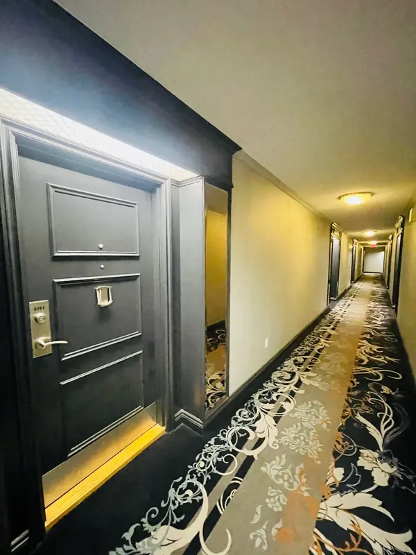 Markham, ON L3R 8H5,55 Austin DR #601