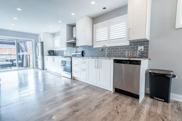 Thorold, ON L2V 3H9,11 Garden ST