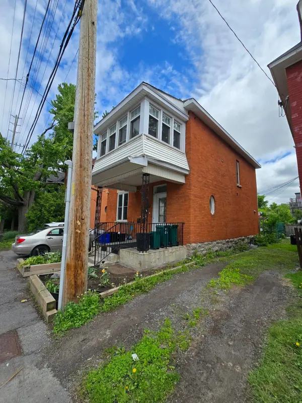 519 Lyon ST N #2, Ottawa Centre, ON K1R 5X8