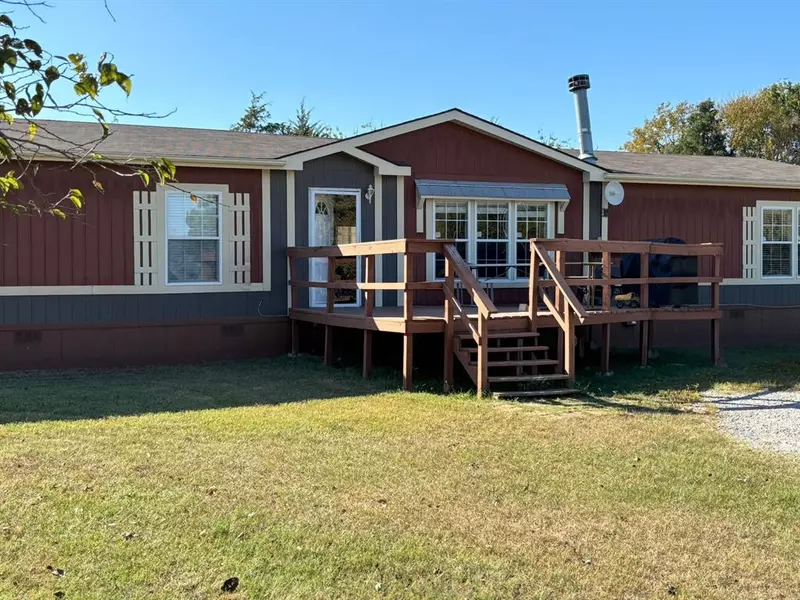 7067 N State Highway 78, Bonham, TX 75418