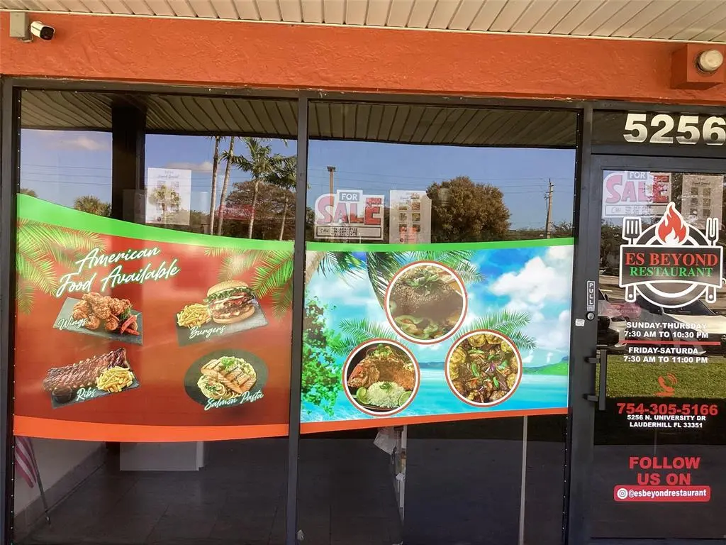 Lauderhill, FL 33319,5256 N University Dr