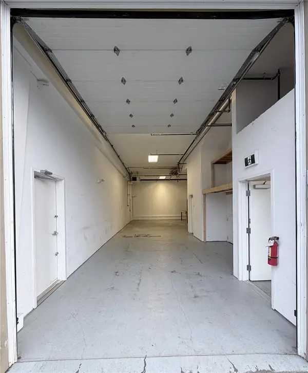 Langford, BC V9B 2Y5,2785 Leigh Rd #107