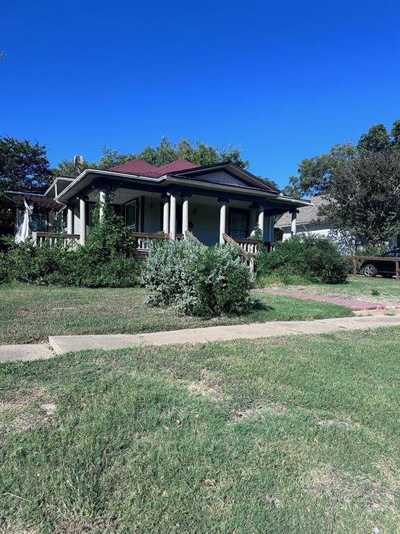 112 N Grand Avenue, Sherman, TX 75090