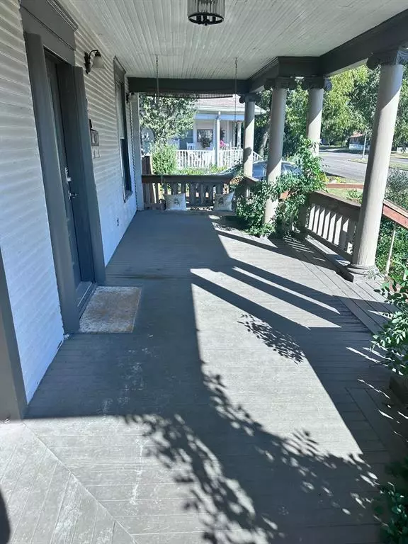 Sherman, TX 75090,112 N Grand Avenue