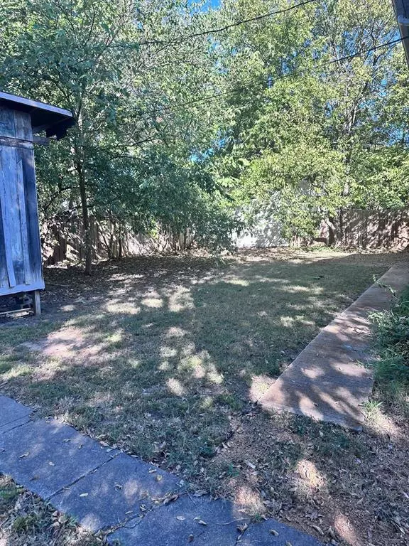 Sherman, TX 75090,112 N Grand Avenue