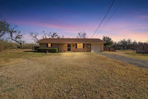 130 Autumn Drive,  Early,  TX 76802