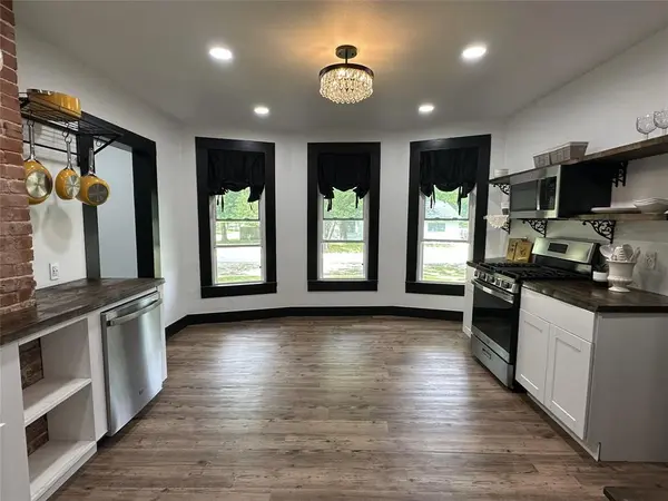 506 NE 3rd Street, Hubbard, TX 76648