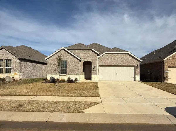 9909 Gray Barrel Drive, Aubrey, TX 76227