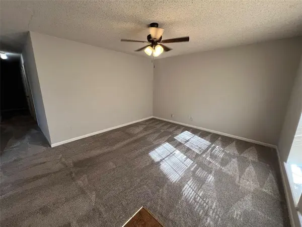 Sherman, TX 75092,2301 N Woods Street