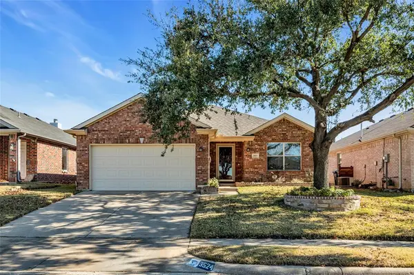 3524 Lake Hill Lane, Fort Worth, TX 76053