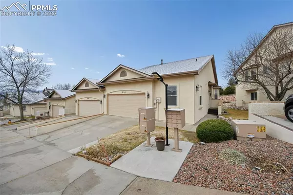 Colorado Springs, CO 80920,2114 Summerset DR