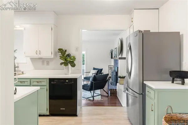 Colorado Springs, CO 80909,1226 Holmes DR