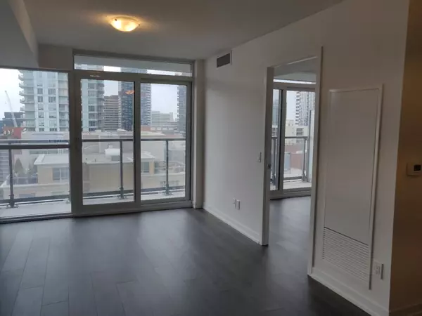 Toronto C10, ON M4S 0B5,125 Redpath AVE #2107