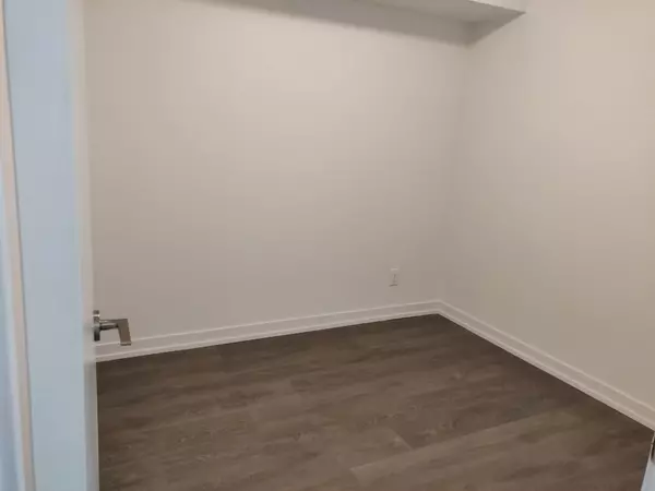 Toronto C10, ON M4S 0B5,125 Redpath AVE #2107