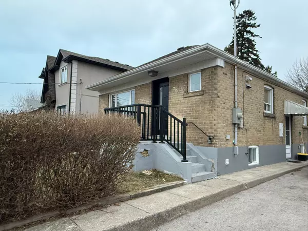 76 Holmstead AVE, Toronto E03, ON M4B 1T2