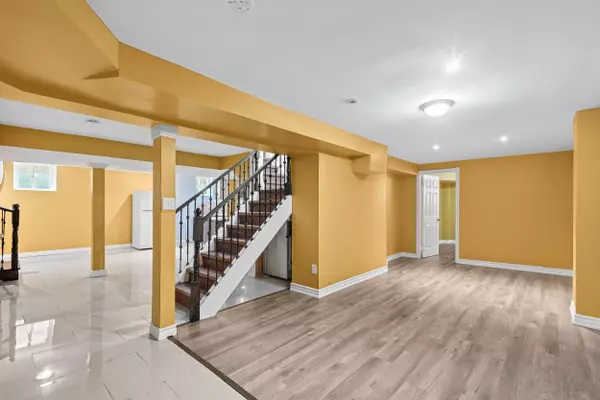 Oshawa, ON L1K 2E4,1005 Sandcliff DR #Bsmt