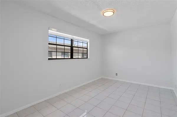 Wilton Manors, FL 33334,608 NE 29th Dr #2