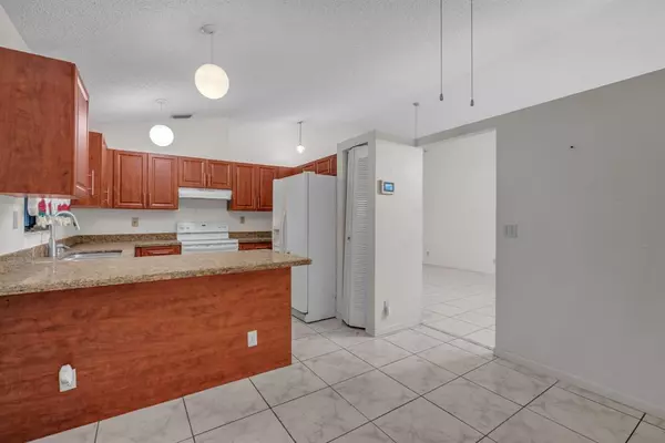 North Lauderdale, FL 33068,155 COLLY WAY