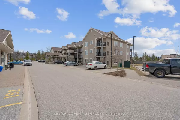 Collingwood, ON L9Y 5C8,2 Anchorage CRES #200