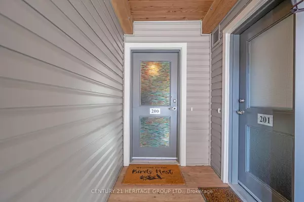 Collingwood, ON L9Y 5C8,2 Anchorage CRES #200