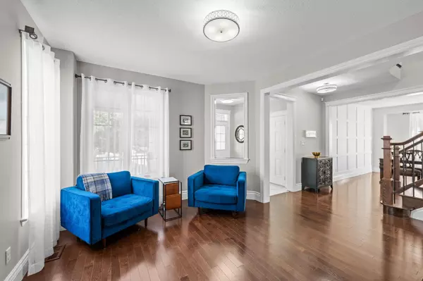 Barrhaven, ON K2J 0M3,781 Kilbirnie DR