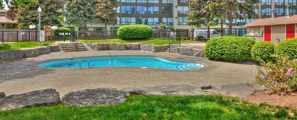 Niagara Falls, ON L2E 7H4,5100 Dorchester RD #307