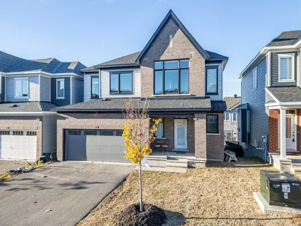 Barrhaven, ON K2J 6X4,228 Appalachian CIR
