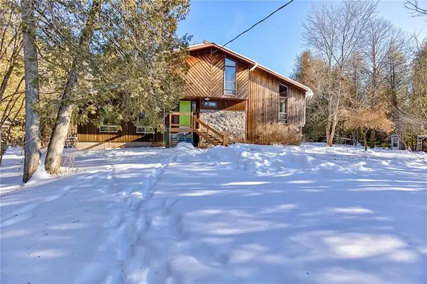 Bonnechere Valley, ON K0J 1T0,312 DONEGAL RD