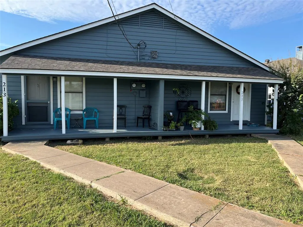 Gunter, TX 75058,213-215 W Cedar Street
