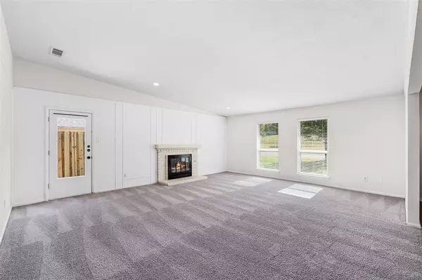 Fort Worth, TX 76109,4912 Arborlawn Drive