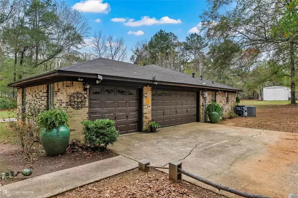 Princeton, LA 71067,7027 Highway 80