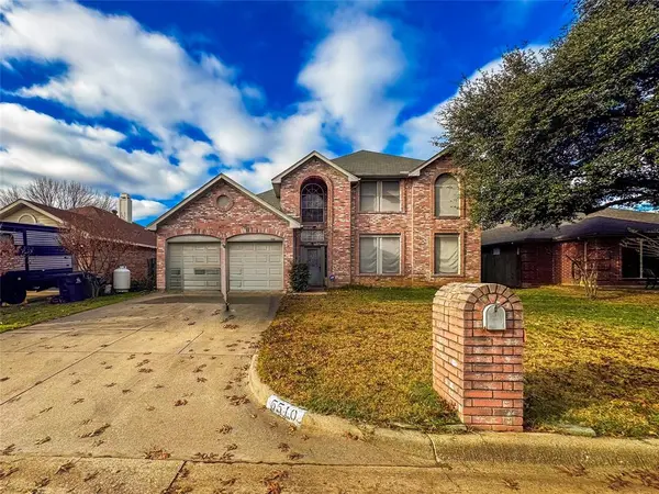5510 Rolling Green Road, Arlington, TX 76017