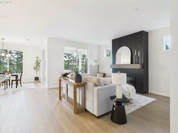 La Center, WA 98629,120 W 19TH ST