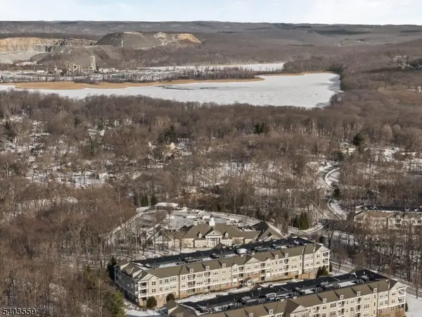 Rockaway Twp., NJ 07885,6310 Veterans Dr #6310