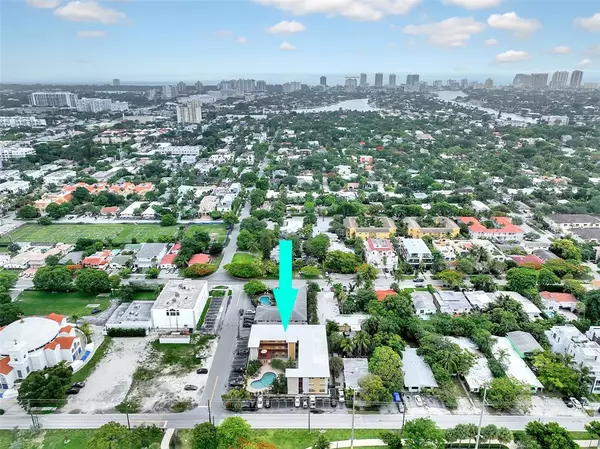 Fort Lauderdale, FL 33304,744 NE 14th Ave #4