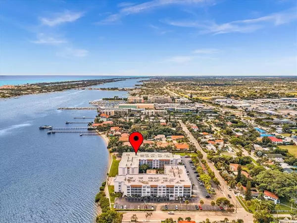 1516 S Lakeside Dr #317, Lake Worth Beach, FL 33460