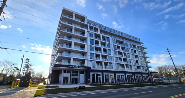 500 Plains RD E #102, Burlington, ON L3T 2E1