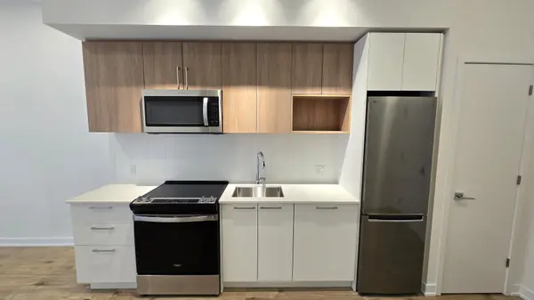 Burlington, ON L3T 2E1,500 Plains RD E #102