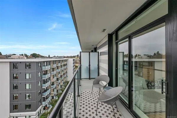 Victoria, BC V8V 0H5,1100 Yates St #702