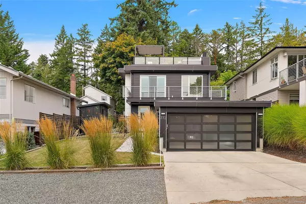 Central Saanich, BC V8M 2G2,772 Harding Lane