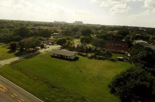 Dania Beach, FL 33004,4041 SW 52nd Street